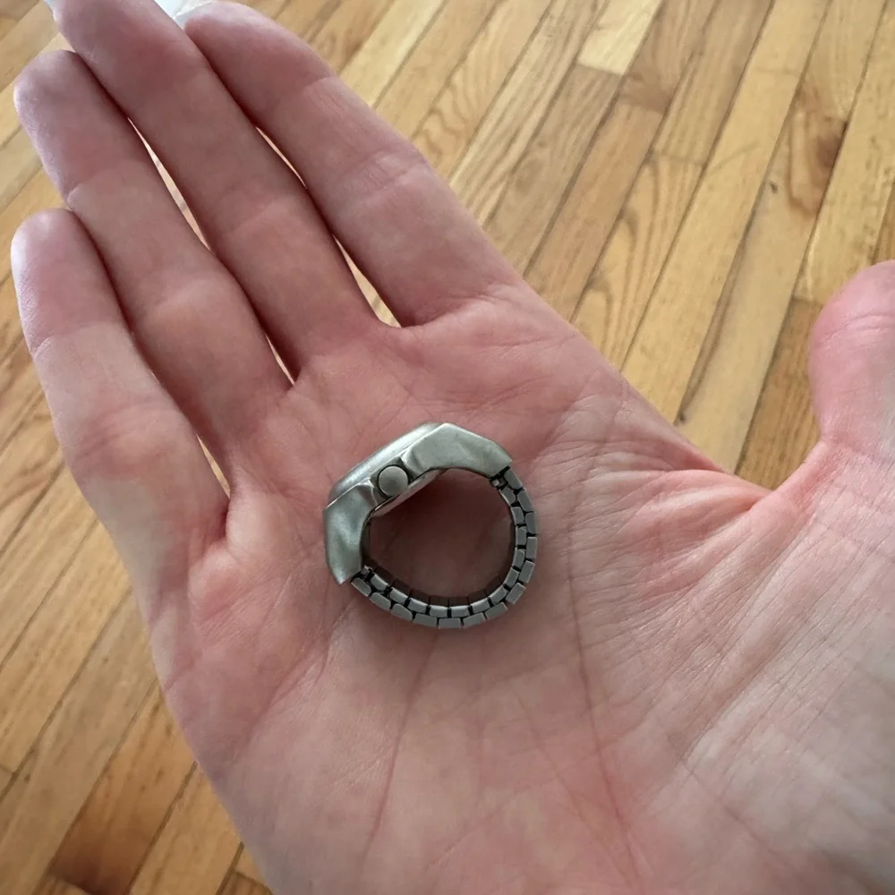 Silver Alien Finger Watch